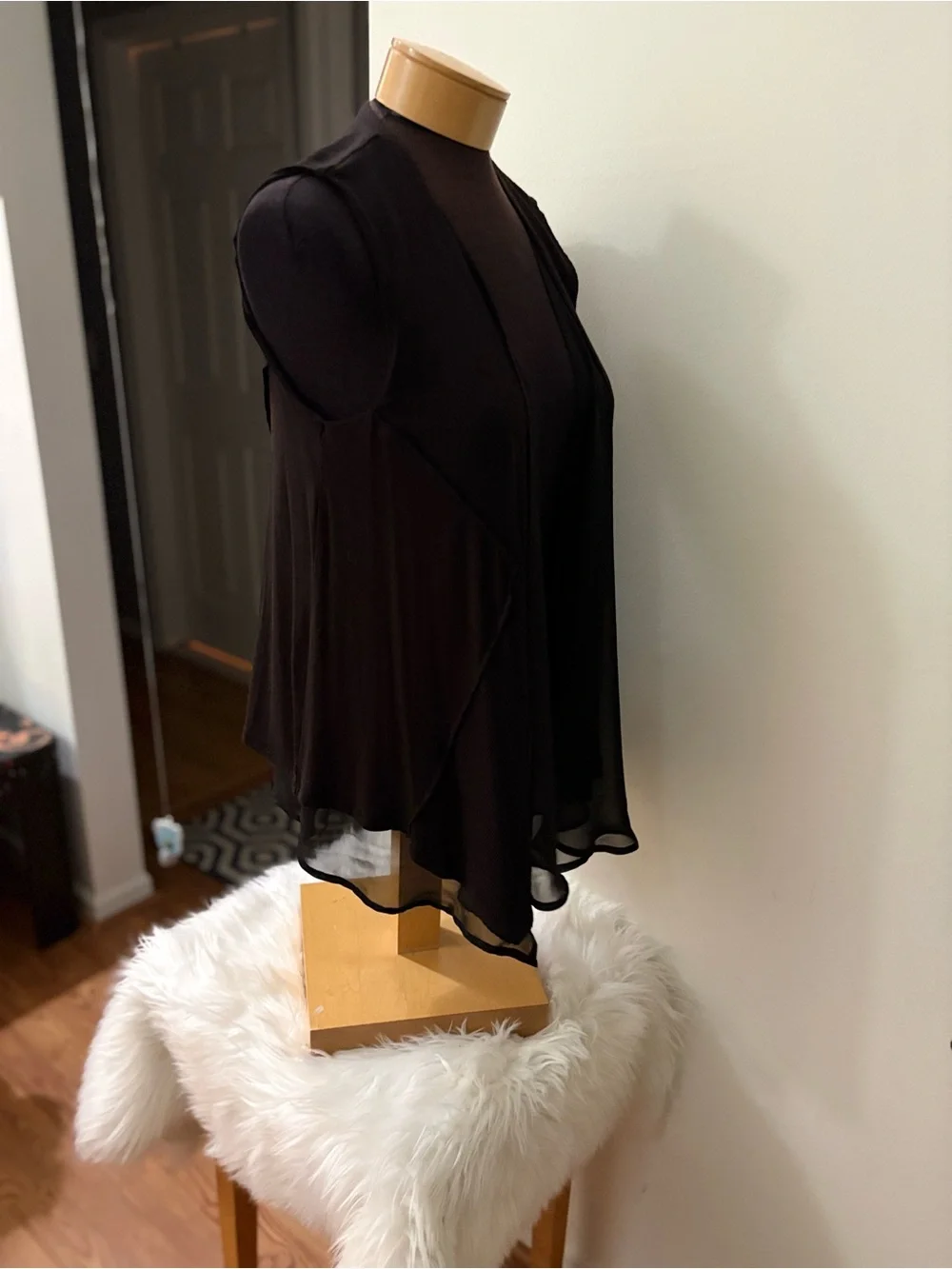 Simply Vera Vera Wang Black Waterfall Vest Size Small NWT Sheer Draped Layering